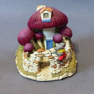 Fraser Creations Scotland Cottage Figurine Mouse Mice Mushroom Jason Mason Home